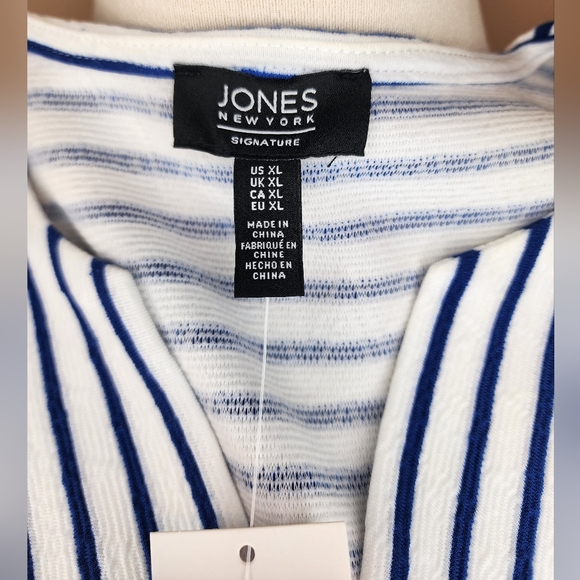 Jones New York Signature Sapphire and White Striped Tank Top NWT - Picture 8 of 11